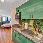 Ocean View Prime Location Surfer Studio With Parking