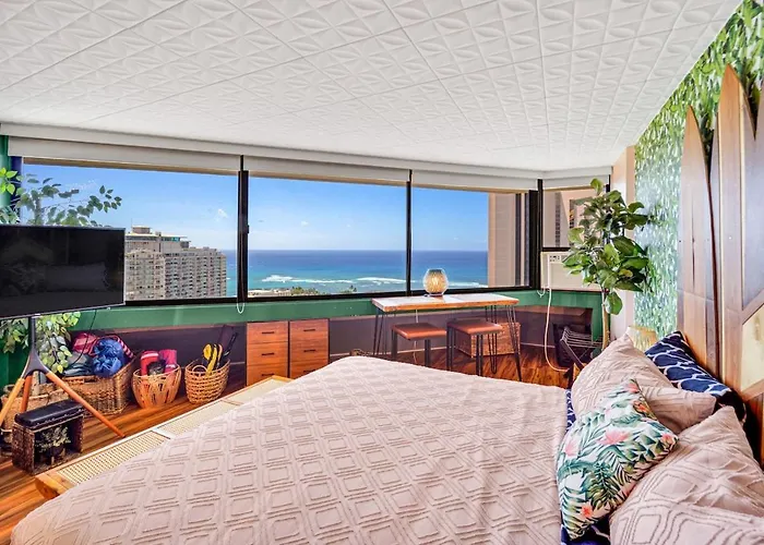 Ocean View Prime Location Surfer Studio With Parking
